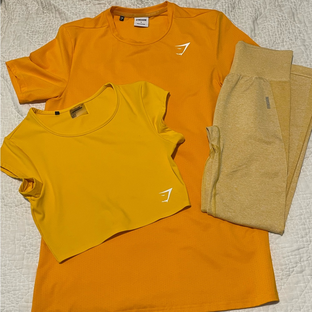 ⭐️ Yellow Gymshark Bundle 🌝 women’s small 💛
